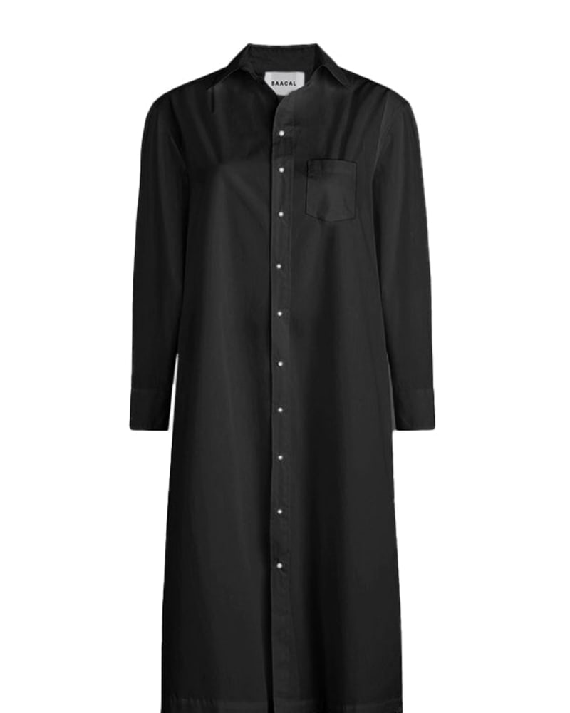 Front of a model wearing a size 1 Long Cotton Shirt Dress in Black by BAACAL. | dia_product_style_image_id:253406